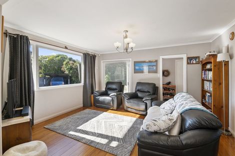 Photo of property in 10 Kohekohe Road, Waikanae, 5036