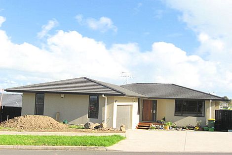 Photo of property in 54 Senator Drive, Manurewa, Auckland, 2105