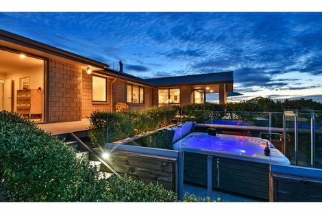 Photo of property in 640 Ponga Road, Opaheke, Papakura, 2584