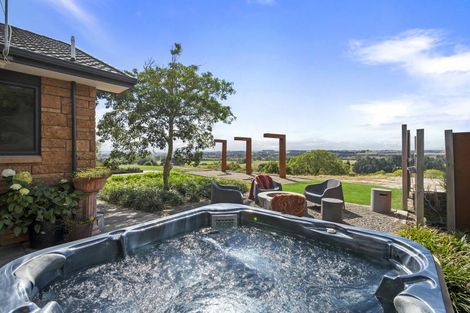 Photo of property in 70 Kakariki Road, Marton, 4787