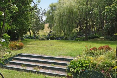 Photo of property in 64 Dennis Road, Kaipara Flats, Warkworth, 0981