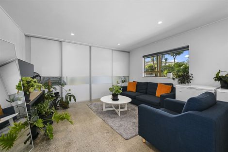 Photo of property in 37 Amante Crescent, Mairangi Bay, Auckland, 0630