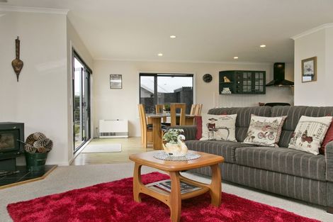 Photo of property in 17 Chelsea Rise, Nukuhau, Taupo, 3330