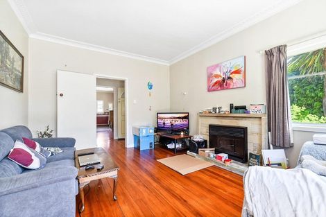 Photo of property in 20 Opoia Road, Hamilton East, Hamilton, 3216