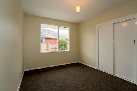 Photo of property in 59a Farquhars Road, Redwood, Christchurch, 8051