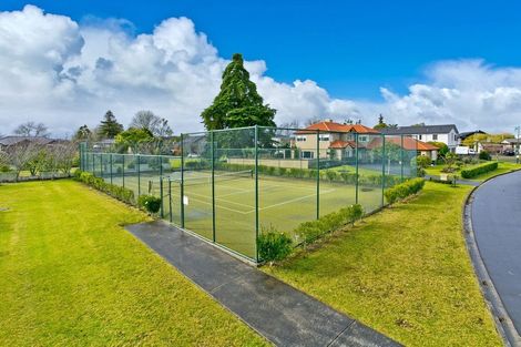 Photo of property in 25 Oak Manor Drive, Albany, Auckland, 0632