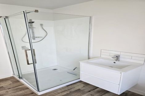 Photo of property in 18 Matlock Street, Woolston, Christchurch, 8062