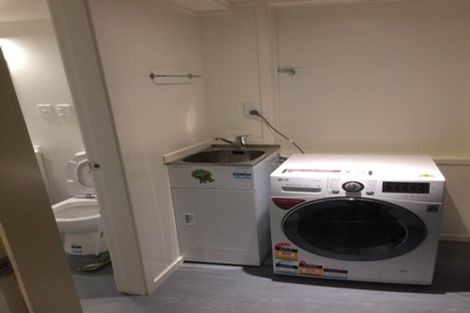 Photo of property in 16 Frobisher Street, Island Bay, Wellington, 6023