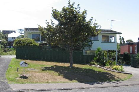 Photo of property in 39 Saddleback Rise, Murrays Bay, Auckland, 0630