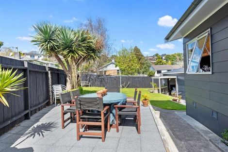 Photo of property in 56 Sherwood Street, Bellevue, Tauranga, 3110