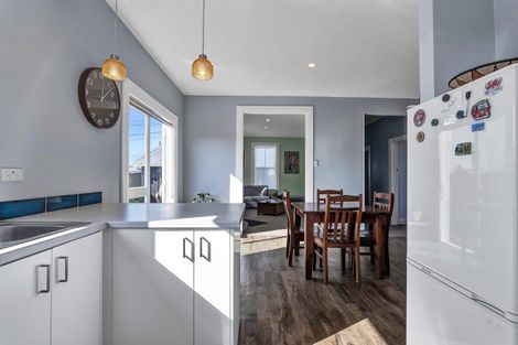 Photo of property in 14 Arawa Street, Welbourn, New Plymouth, 4312