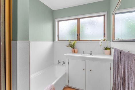 Photo of property in 6 Walnut Grove, Omokoroa, 3114