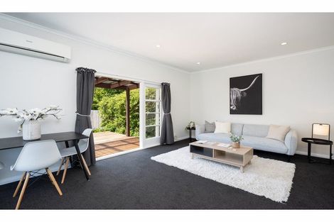 Photo of property in 22 Wilsons Road, Saint Martins, Christchurch, 8022