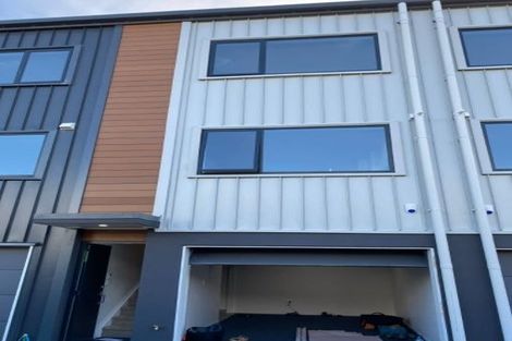 Photo of property in 17 Marumaru Lane, Manurewa, Auckland, 2102