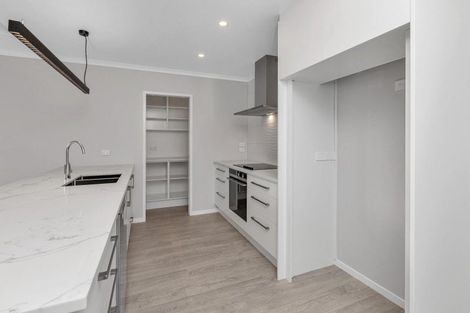 Photo of property in 9 Kapiakauri Road, One Tree Point, 0118