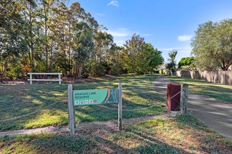 Photo of property in 28 Arataki Road, Havelock North, 4130