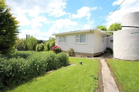 Photo of property in 24 Malvern Street, Waipahi, Gore, 9771