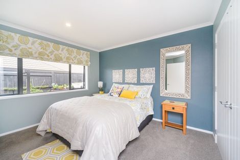 Photo of property in 14 Tennyson Avenue, Kelvin Grove, Palmerston North, 4414