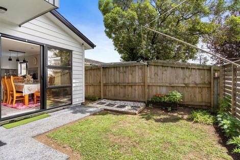 Photo of property in 41 Scotts Road, Manurewa East, Auckland, 2102