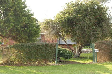 Photo of property in 83 Blake Road, Mangere East, Auckland, 2024