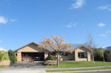 Photo of property in 15 Monaco Key, Papamoa Beach, Papamoa, 3118