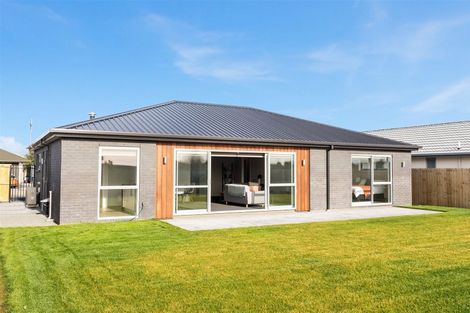 Photo of property in 18 Flaxon Place, Burwood, Christchurch, 8083