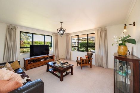 Photo of property in 19 Barnett Drive, Marton, 4710