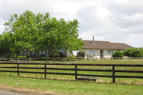 Photo of property in 70 Ponga Road, Opaheke, Papakura, 2584