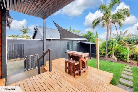 Photo of property in 241 Victoria Street West, Pukekohe, 2120