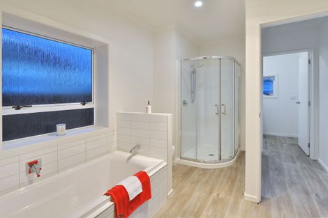 Photo of property in 72 Barrington Street, Somerfield, Christchurch, 8024