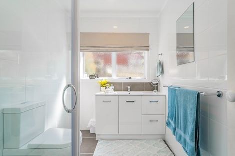 Photo of property in 684b Whangaparaoa Road, Stanmore Bay, Whangaparaoa, 0932