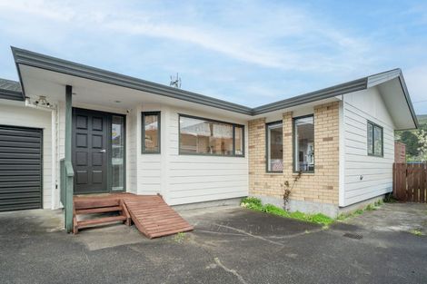 Photo of property in 13a Hinau Street, Tawa, Wellington, 5028