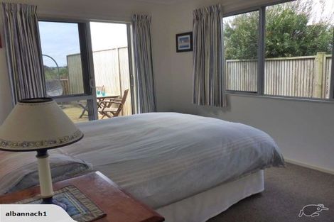 Photo of property in 9 Sand Dune Grove, Waikawa Beach, Levin, 5573
