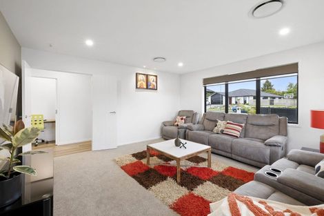 Photo of property in 8 Kararaina Close, Whalers Gate, New Plymouth, 4310