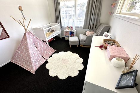 Photo of property in 16 Clyde Carr Crescent, Waimataitai, Timaru, 7910