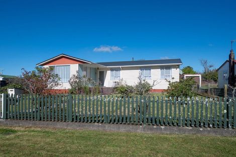 Photo of property in 165 Balmoral Drive, Tokoroa, 3420