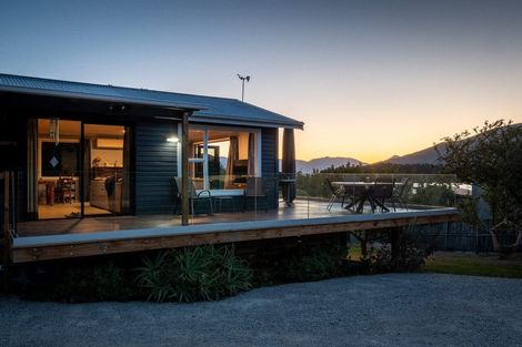 Photo of property in 493 Peninsula Road, Kelvin Heights, Queenstown, 9300