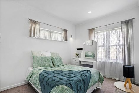 Photo of property in 16 Red Hill Road, Red Hill, Papakura, 2110