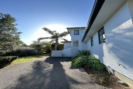 Photo of property in 12b Kimberly Grove, Greenhithe, Auckland, 0632