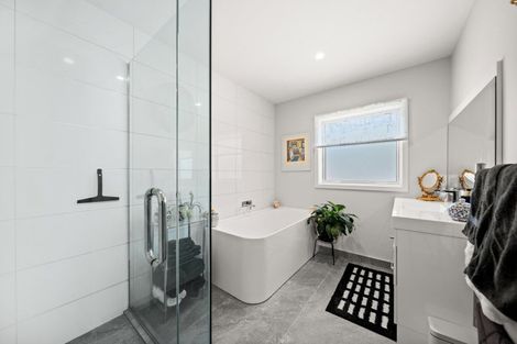 Photo of property in 13 Kea Court, Carterton, 5713