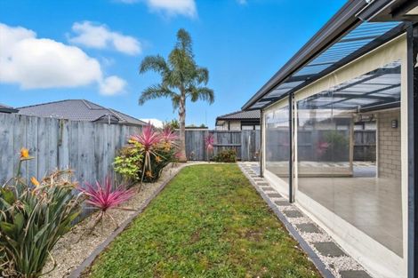 Photo of property in 82 Golden Sands Drive, Papamoa Beach, Papamoa, 3118