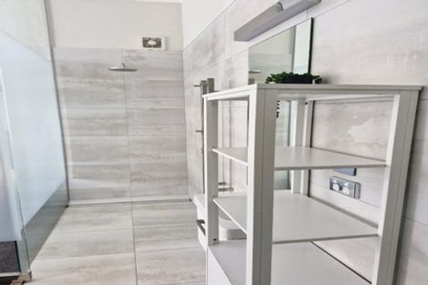 Photo of property in 49 Vivian Street, New Plymouth, 4310