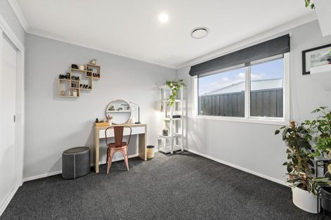 Photo of property in 38 Buddle Road, Wallaceville, Upper Hutt, 5018