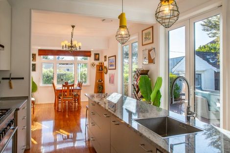 Photo of property in 3 Mckenzie Terrace, Carterton, 5713