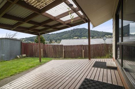Photo of property in 10 Amber Place, Pukehangi, Rotorua, 3015