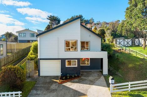Photo of property in 7 Guadeloupe Crescent, Grenada Village, Wellington, 6037