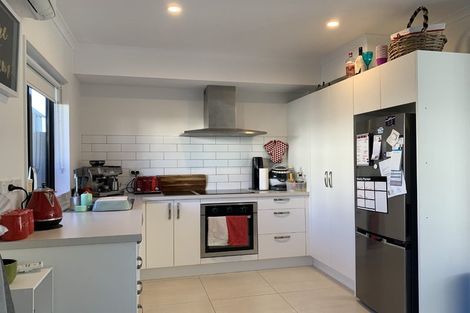 Photo of property in 66 Whenuapai Drive, Whenuapai, Auckland, 0618