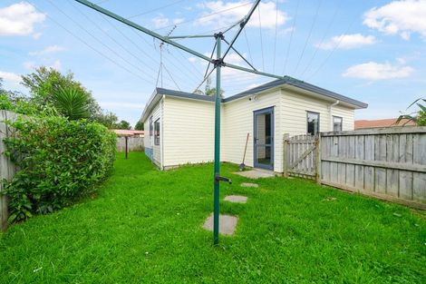 Photo of property in 32d Gifford Road, Papatoetoe, Auckland, 2025
