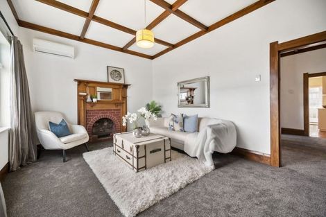 Photo of property in 1/28 Ngataringa Road, Devonport, Auckland, 0624