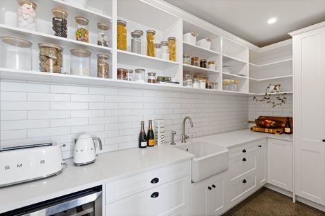 Photo of property in 65 Waipuka Road, Waimarama, Havelock North, 4294